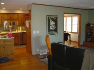 Wall Separating Family Room & Kitchen_Dining